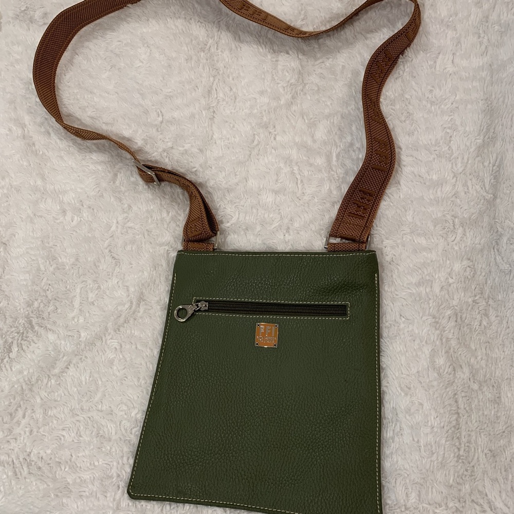 RARE beautiful green FFI crossbody bag